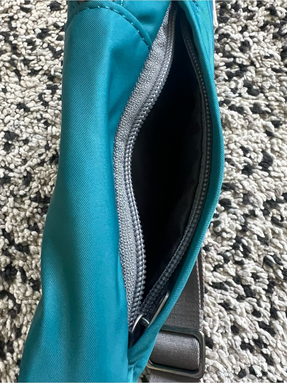 ORI London Crossbody Sling Bag Blue Backpack Style Zip Pockets - Picture 7 of 12